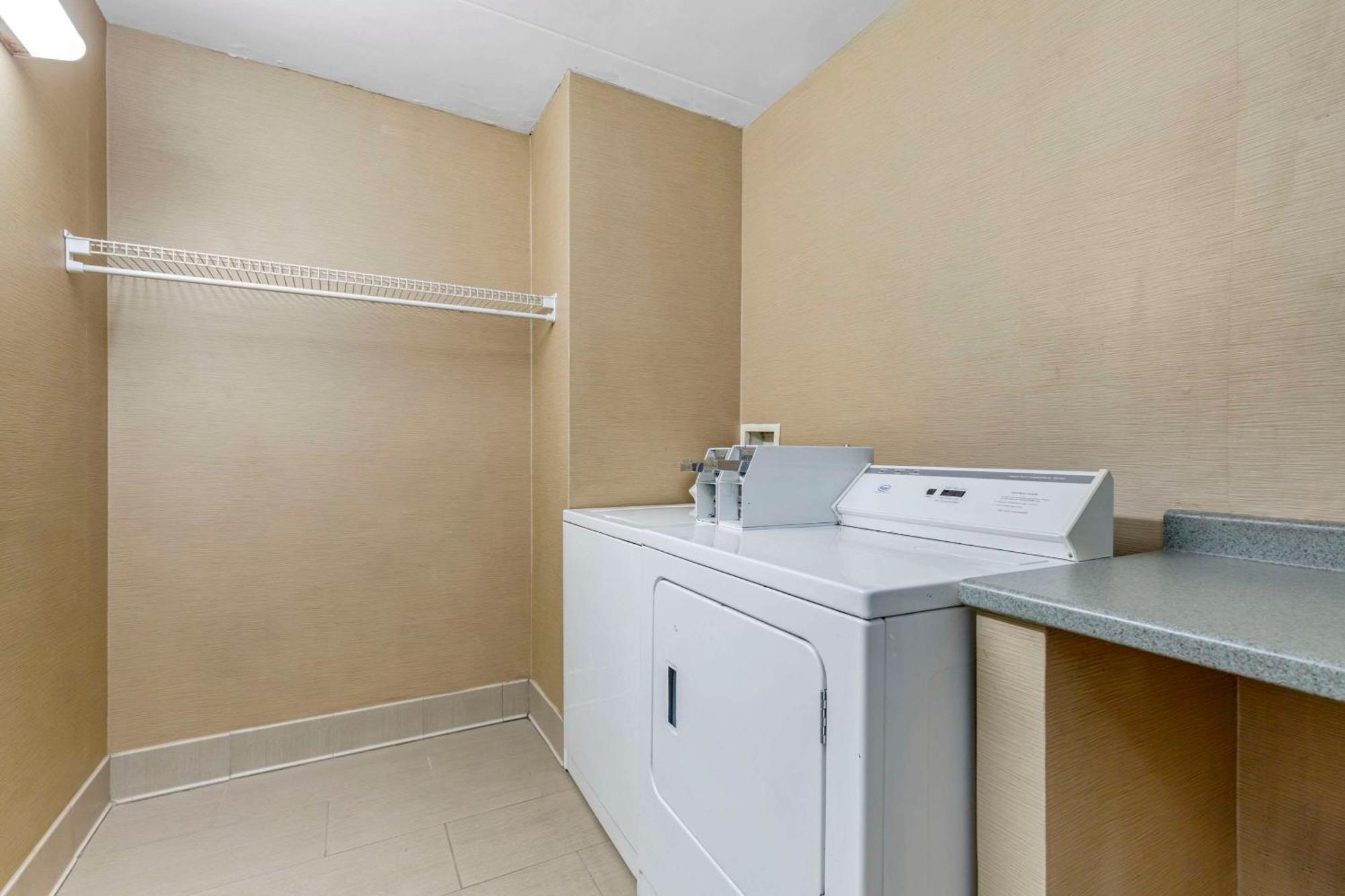 Comfort Inn Herndon-Reston Luaran gambar